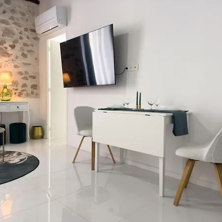 Le Cosy Safranier Vieil Appartement Antibes
