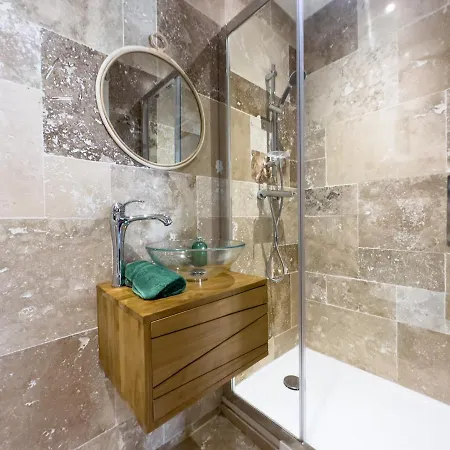 Le Cosy Safranier Vieil Apartman *