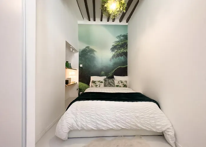 Le Cosy Safranier Vieil * أنتيب